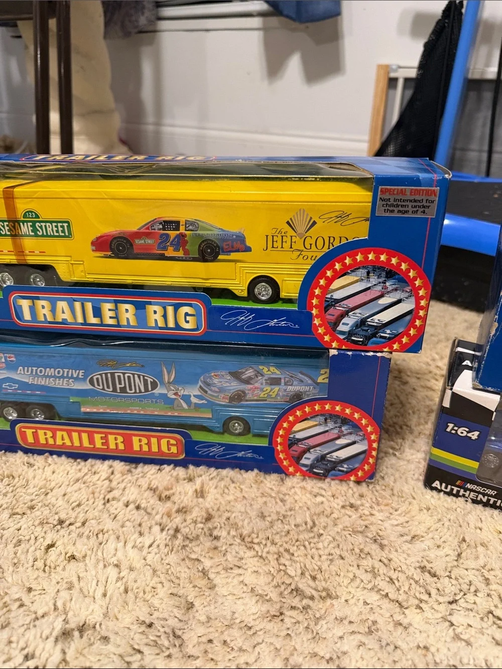 Die-Cast Trailer Rig Playset - Blue and Yellow